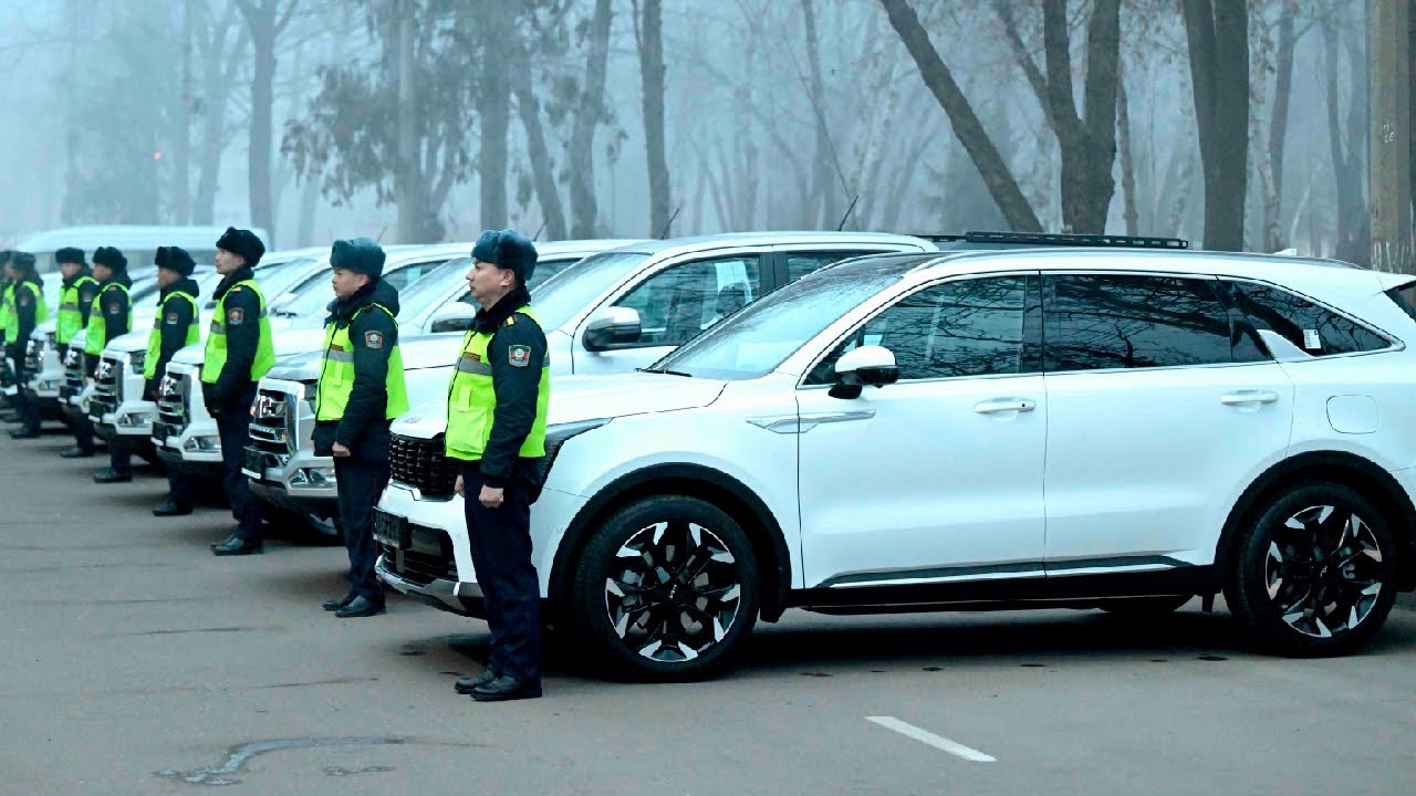 Россия передала 28 машин для службы по борьбе с наркотиками МВД Кыргызстана