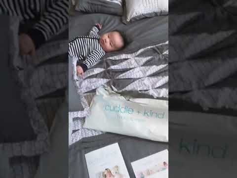 Unboxing Elliot from Cuddle+Kind