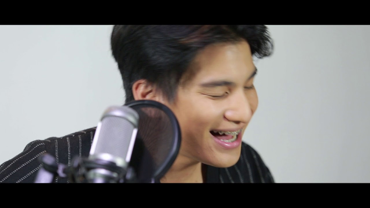 Phum Viphurit - Lover Boy (True Music Live Session)