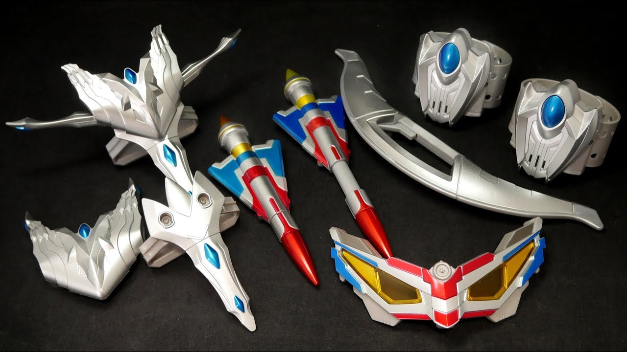 ウルトラマンゼロ なりきりセット ウルトラパーフェクトゼロセットと比較 Ultraman Zero Narikiri Set Youtube