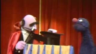 Classic Sesame Street   Mumford Grover Rhyming Trick