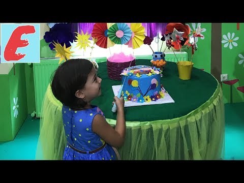 ემილია სტუმრად ბათუმში საბავშვო ბაღ აკუნა მატატაში