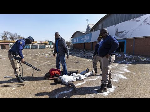 South Africa: At least 10 persons dead from pro-Zuma protests