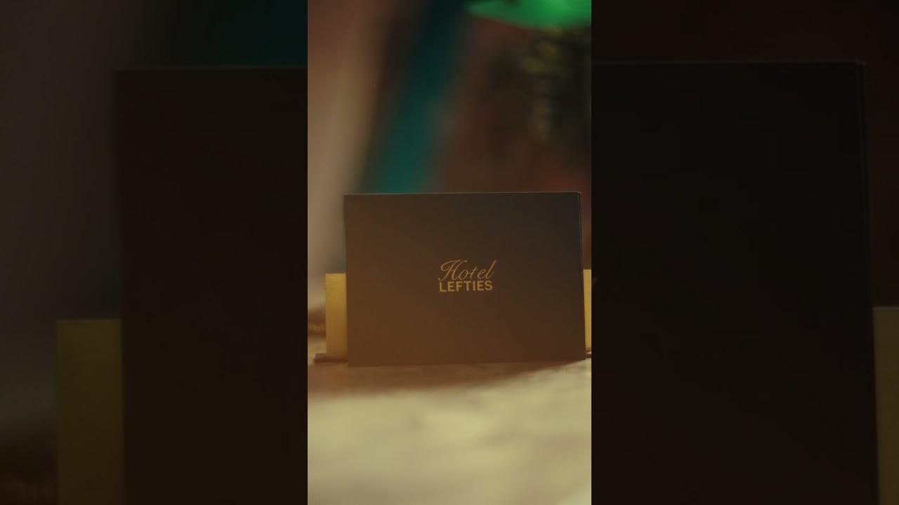 Coming soon: HOLIDAY COLLECTION 🎄💫