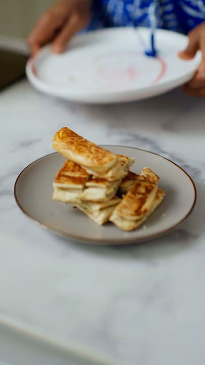 Download lagu Would you try this bread and Iru combo? #cooking #breakfastrecipes #food