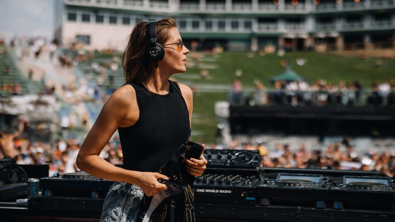 Charlotte de Witte at Tomorrowland Belgium 2025 (Main Stage Daybreak) Charlotte de Witte at Tomorrowland Belgium 2025 (Main Stage Daybreak)
