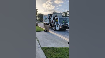 Waste Pro | Mack LR - McNeilus ZR (Zero Radius) Side Loader