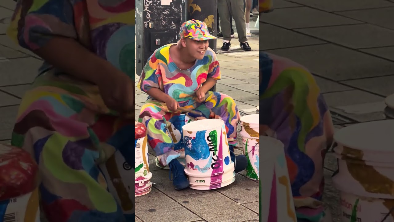 Only in Japan/ Japanese funny drummer in Osaka