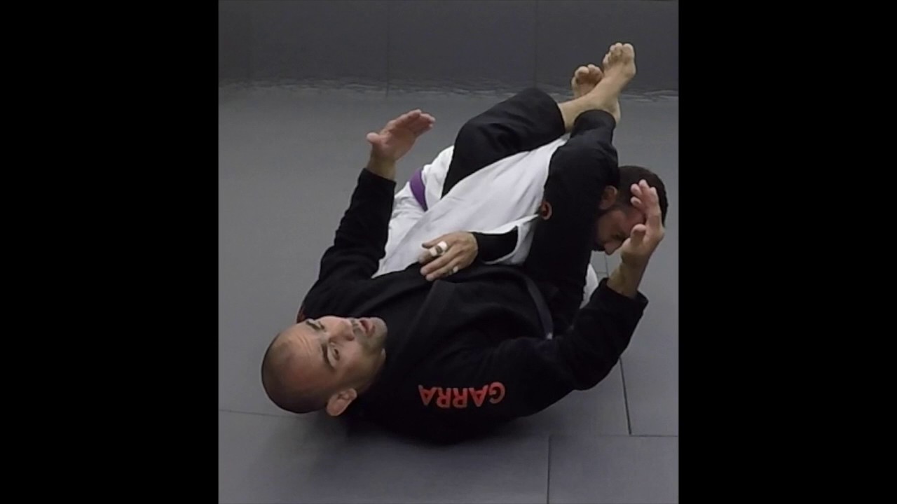 learn how to do xchoke,arm bar and triangle from closed guard YouTube