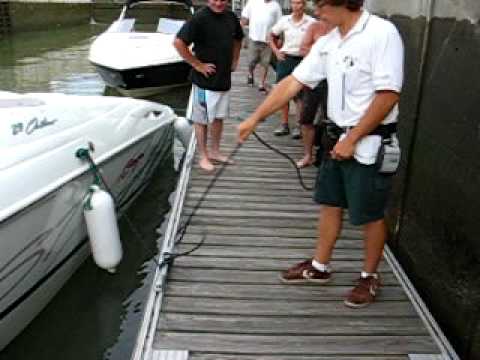 HOW TO tie a boat to A dock AMAZING wow - YouTube