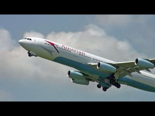 Live] Departure of Austrian Airlines A340 / オーストリア航空 A340
