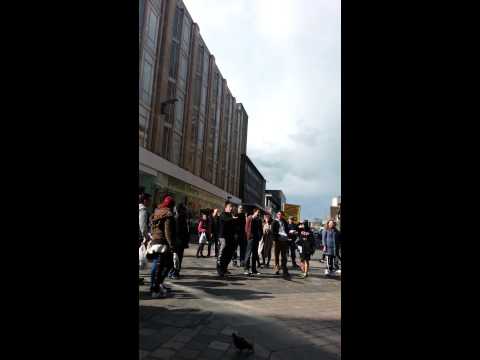 Junkie vs Preacher in Glasgow Hilarious