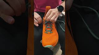 Как зафиксировать пятку в кроссовках для бега?