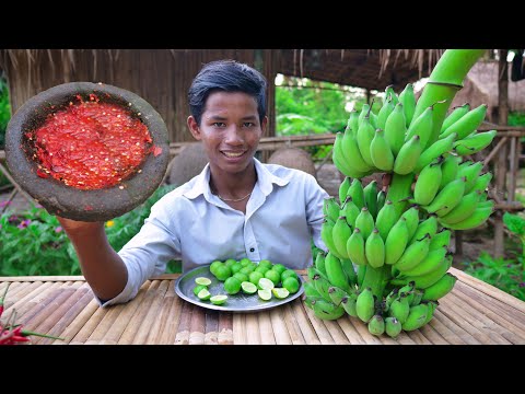 King Of Chili Eat Green Banana With Lemon and Super Spicy Chili Salt and Pepper - Mouth Watering