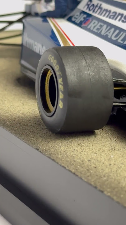 Diorama Williams FW16 Senna survives Imola 1994  | Tibormodel.com # #collectables #formula1 #senna