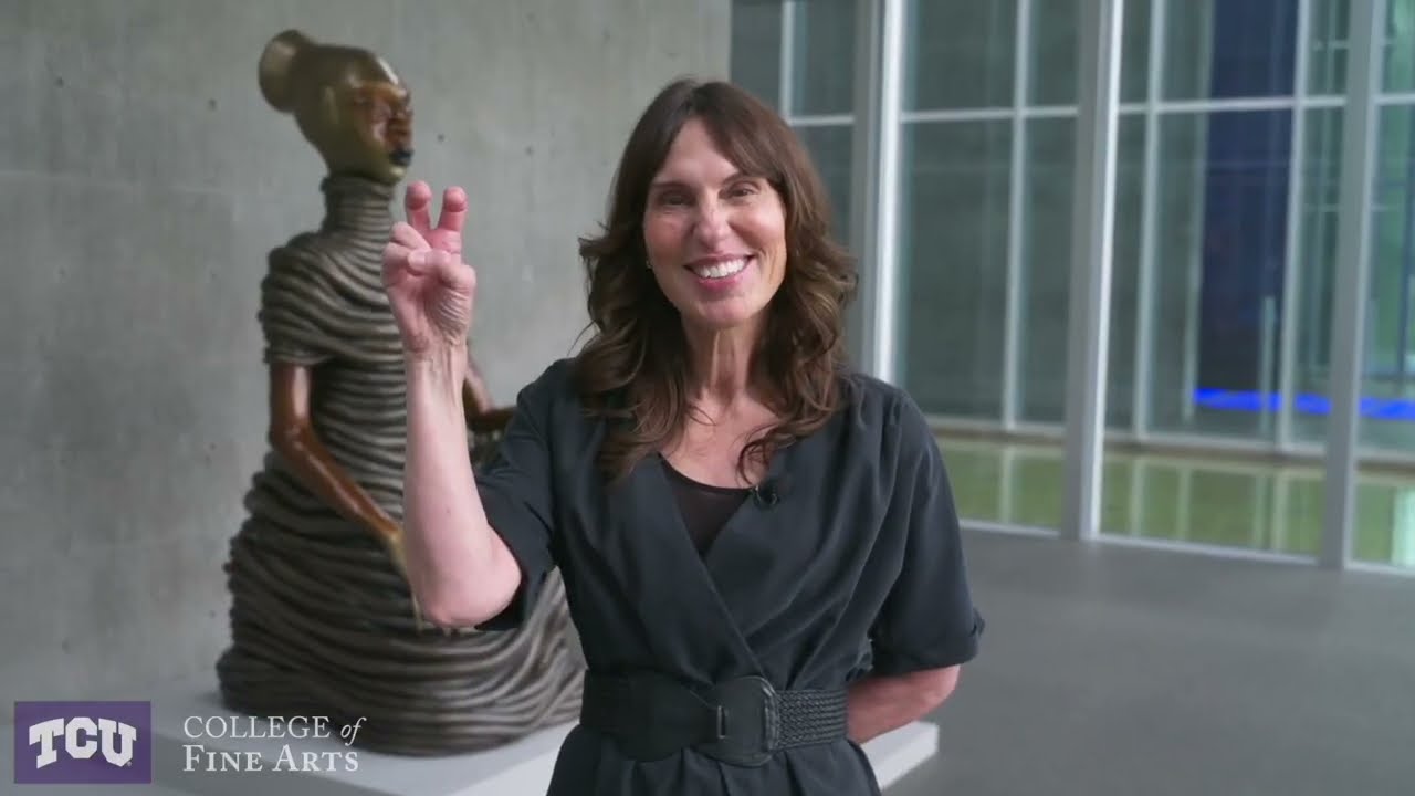 Lead On, Creatively: Andrea Karnes ’01