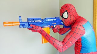 Spider Man Nerf War Battle