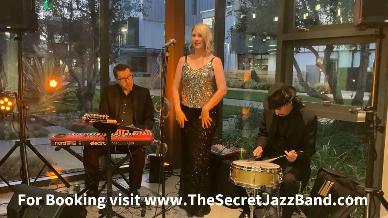 The Secret Jazz Band | Dream A Little Dream Of Me | The Trio | Jazz Cocktail Party
