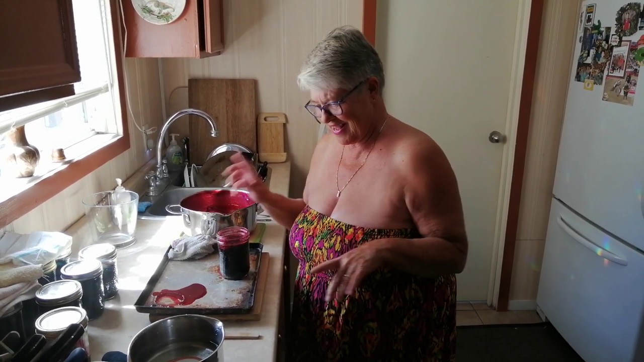 The Girdle Goddess In The Kitchen Youtube