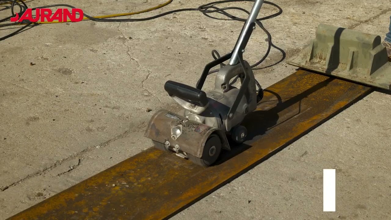 Aurand M5-1 Heavy-Duty Surface Prep Tool with 48" Extension Handle | Paint, Rust, and Scale Removal