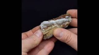 Video: Calcite, quartz, Les Bondons, France, 141 g