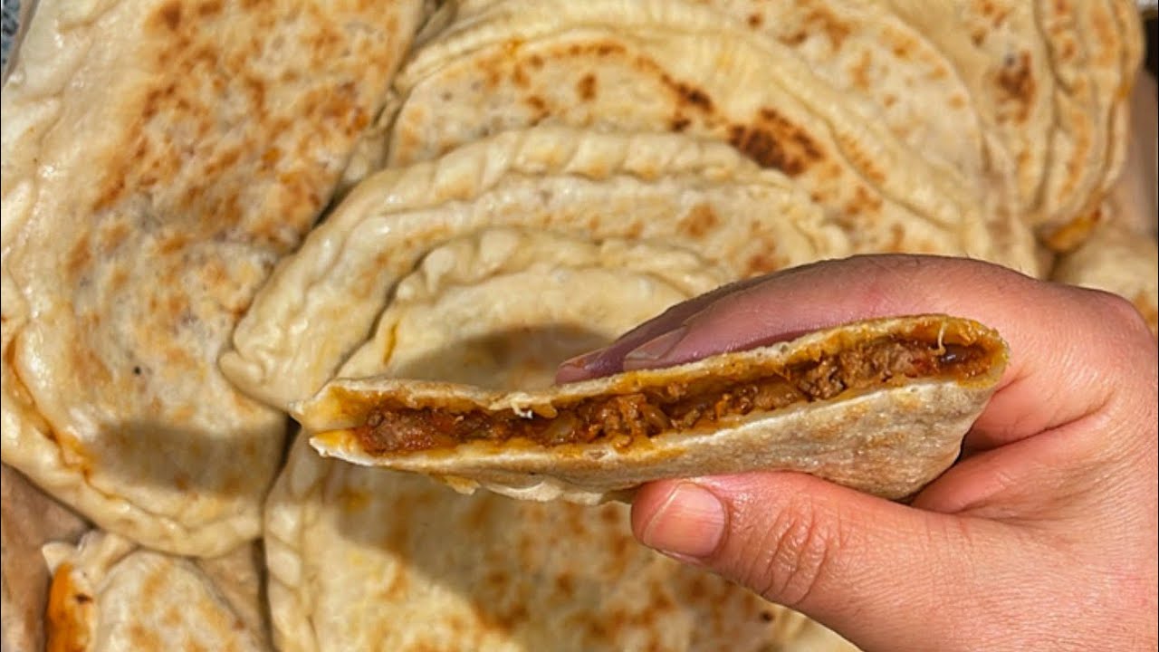 شلون عرايس باللحم والدجاج اله تخبل بطريقتي الخاصه وبالطاوه على الطباخ بدون فرن رهيبه