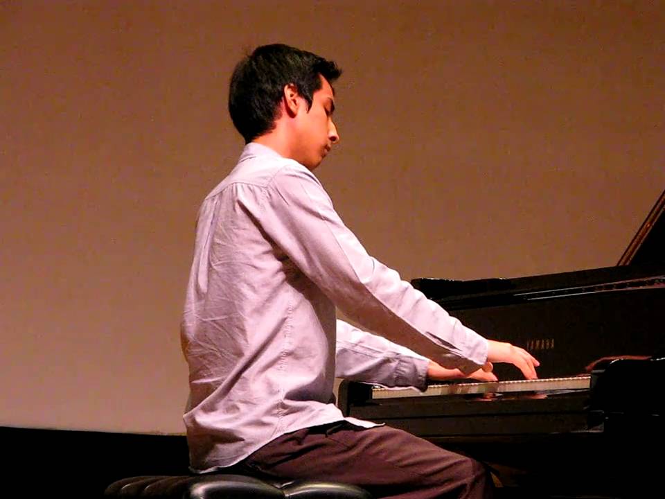 Diego Villacrez - Chopin's "Fantasie" Impromptu in C Sharp Minor, Op. 66.