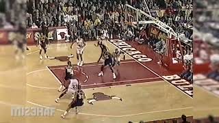 Michael Jordan So Clutch in the 4th Quarter! (1992.03.03)