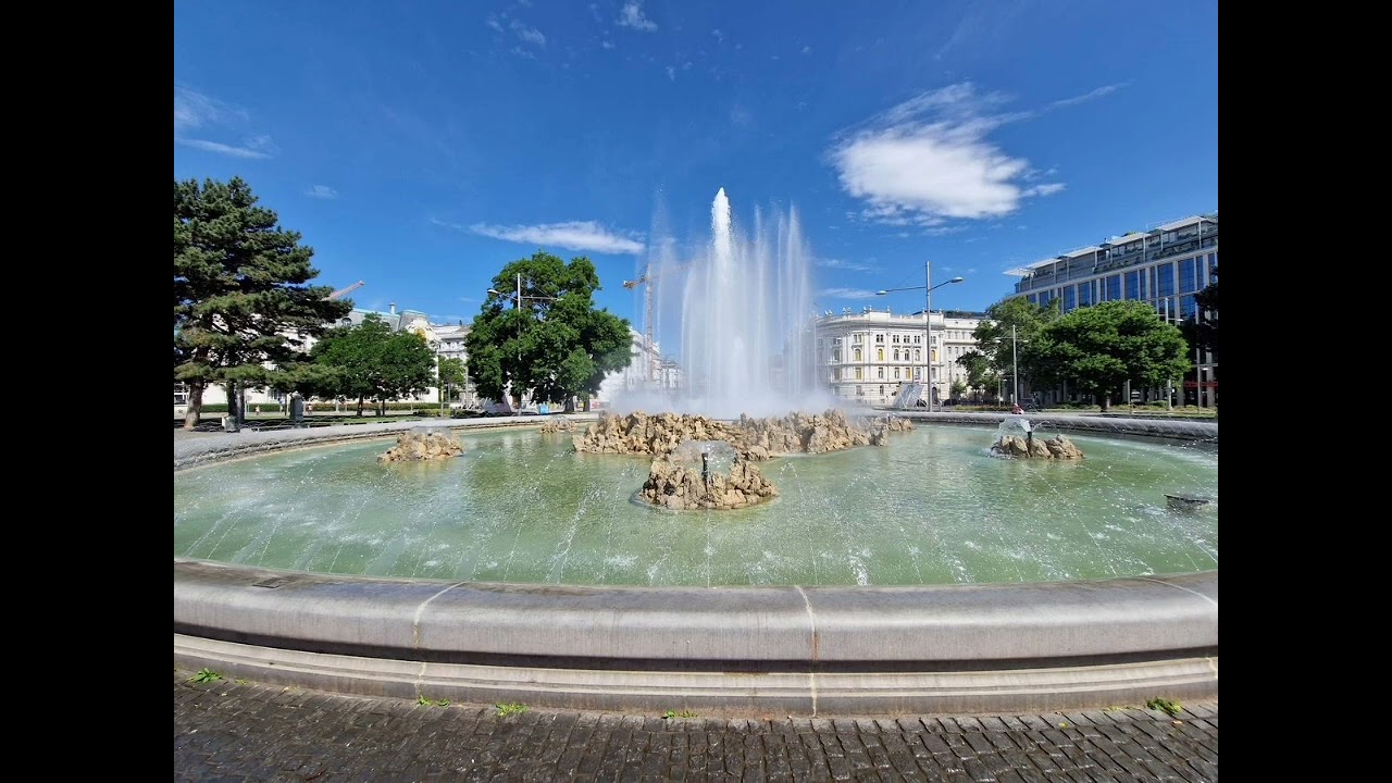 JOHANN STRAUSS II - THE BLUE DANUBE