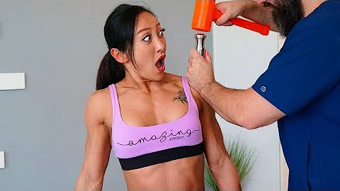 HAMMERED? CHINESE BODYBUILDER gets her PAINFUL SHO...