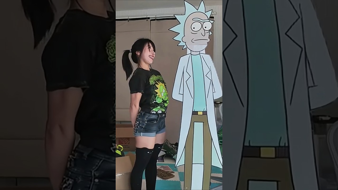 Bao Gets a Rick Standee.. 💀