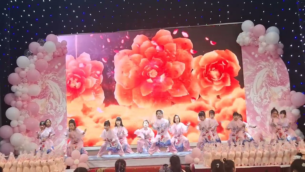 TẾT LÀ ĐÂY CHỨ ĐÂU