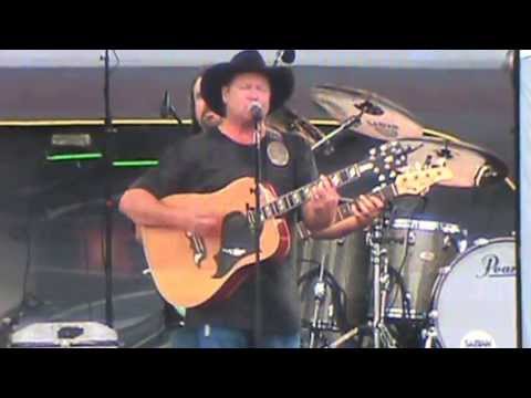 Tracy Lawrence - Alibis @ Country USA 2012