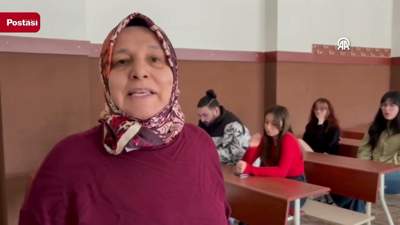 Üniversite öğrencisi 58 yaşındaki kadın azmiyle çevresindekilere örnek oluyor