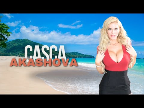 Casca Akashova⭐ Glamorous Plus Size Model Curvy Fashion | Bio & Facts