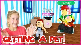 GETTING A PET EGG WITH FREDDY!