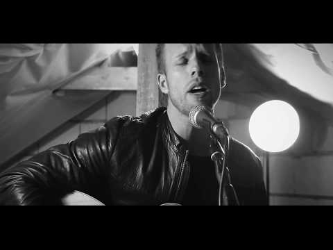 Ain't Nobody (Loves Me Better) • Acoustic Cover by Junik