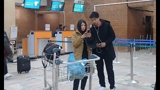 london जादा Nepali Airpot मा pooja ra Aakash shertha यसरी भेटिए