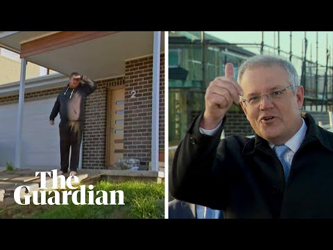 'Get off my lawn!' Homeowner interrupts Scott Morrison's homebuilder grants announcement