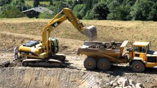325D Loading A25's in the Alps