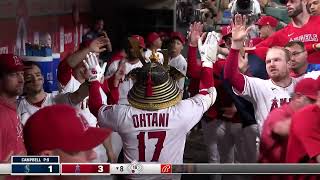 This is 40!! Shohei Ohtani blasts his 40th homer of the season!
