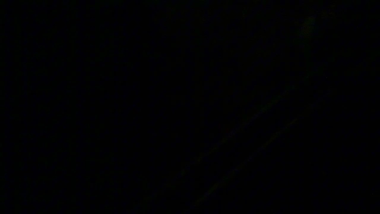 ASMR Talking/Eating/Tapping✨