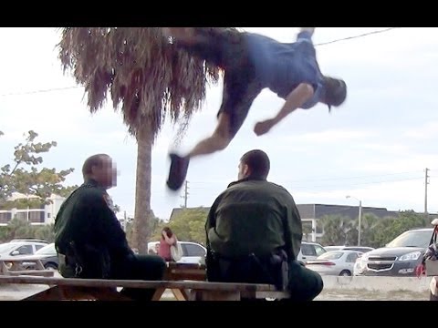 Video: How To Jump In A Cop