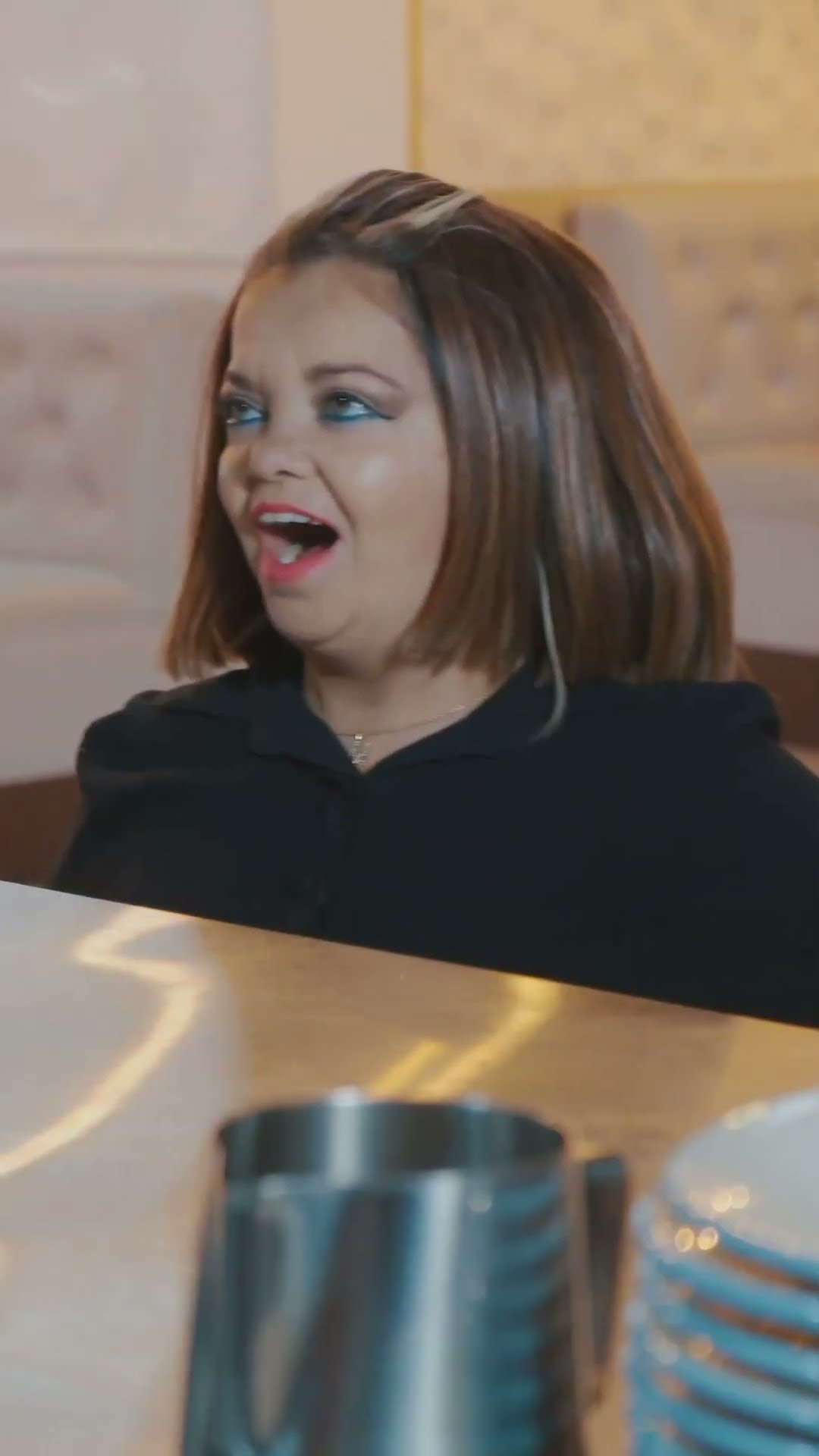 Su gemela llegará para vengar lo que le hicieron en su trabajo #luzmaria #historias #drama #viral