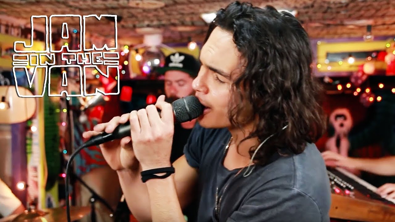 ARMORS - "Overdose" (Live at JITV HQ in Los Angeles, CA) #JAMINTHEVAN auf YouTube ansehen ARMORS - "Overdose" (Live at JITV HQ in Los Angeles, CA) #JAMINTHEVAN auf YouTube ansehen
