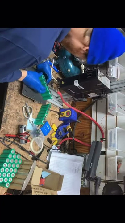 SLAPPING together LITHIUM batteries
