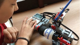 Lego Mindstorms Egg Decorator