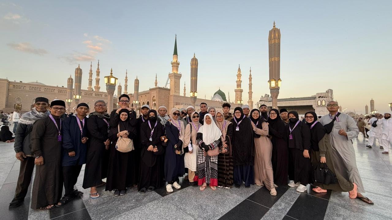 Perjalanan yang Menyentuh | UMROH KEBERANGKATAN 13 Januari 2026 - Pembimbing : H. Dadang Hamdullah