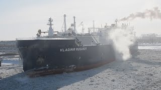 日本初の砕氷LNG船就航  商船三井、北極海航路で