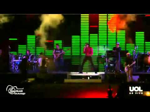 Israel Novaes - Carro Pancadão (ABERTURA DO SHOW NO CALDAS COUNTRY 2013)